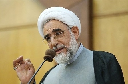 فعال سیاسی: تخریب و کارشکنی ها نمی تواند مانع دولت روحانی شود