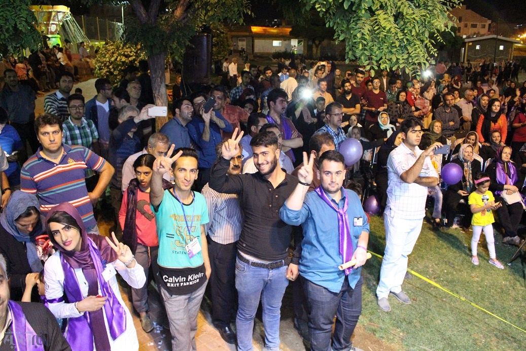 جشن پیروزی طرفداران حسن روحانی در سنندج برگزار می‌شود