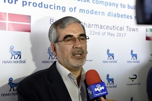 بازدید استاندار البرز از کارخانه تولید داروهای دیابت در کشور