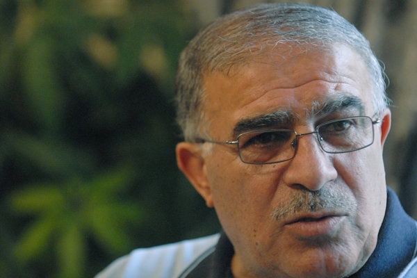 روشن: نه‌تنها افتخاری، که منصوریان هم باید استعفا کند