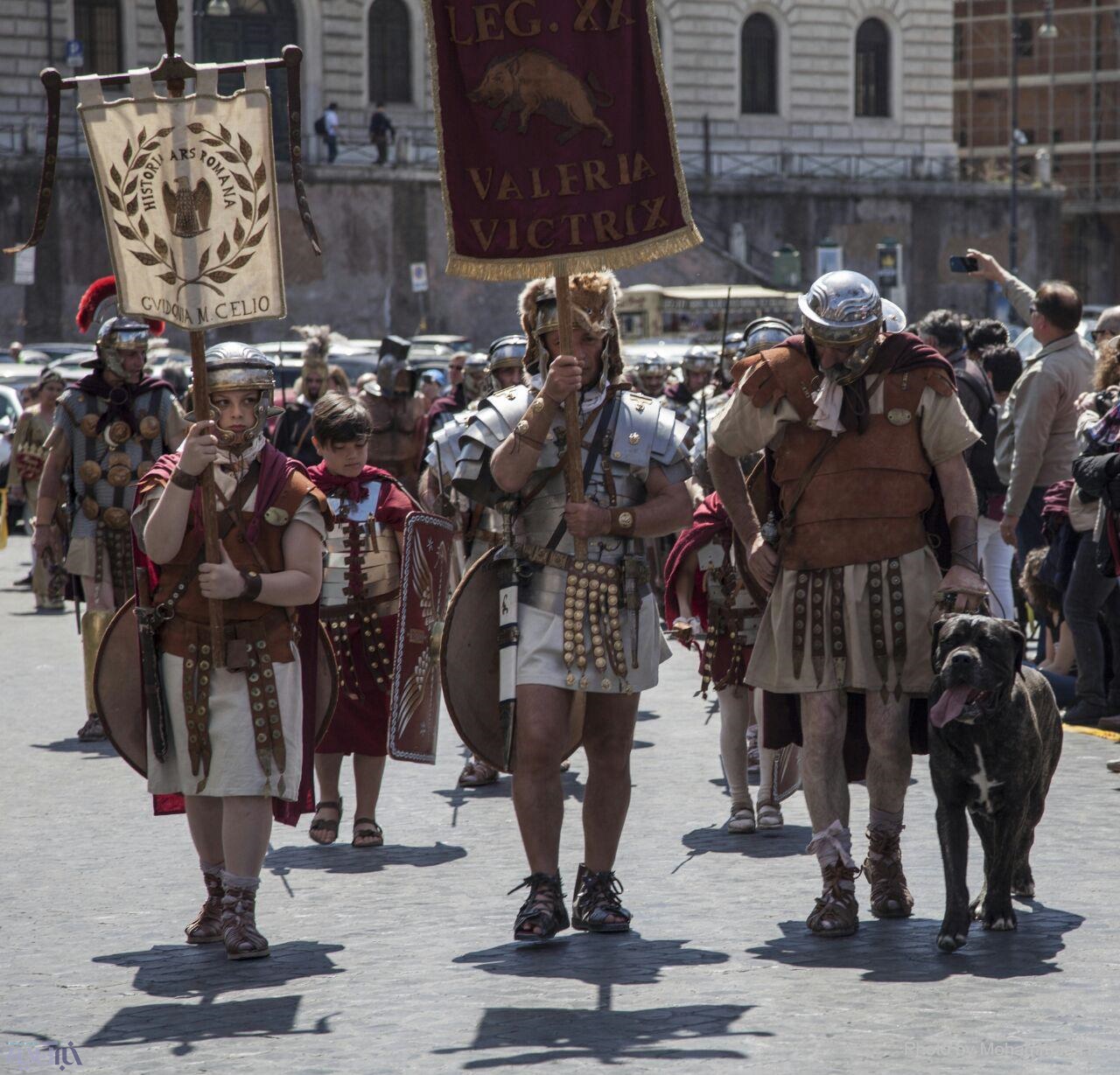 تصاویر | رژه سربازان رم باستان ۲۷۷۰ سال پس از تاسیس شهر رم 