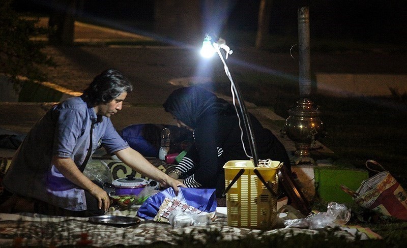 تصاویر | شب‌نشینی‌هایی که فقط در ماه رمضان امکان‌پذیرند