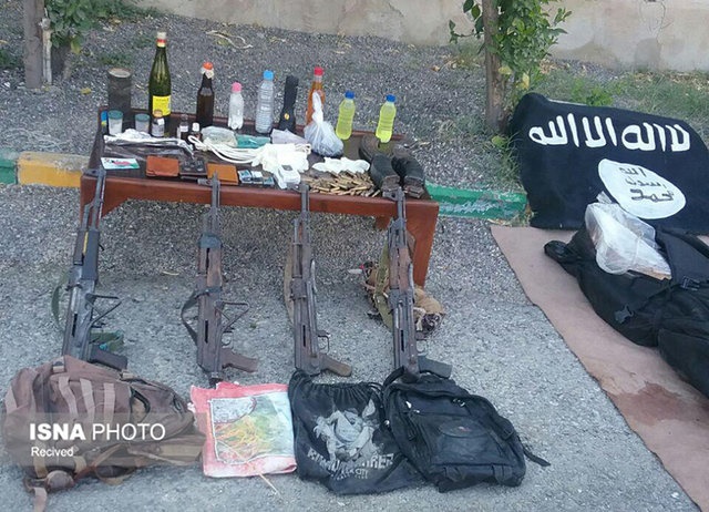 هلاکت ۴ نفر از اشرار مسلح در هرمزگان‌/ کشف پرچم داعش/ ۲ نفر از آنها اتباع بیگانه بودند/ تصاویر