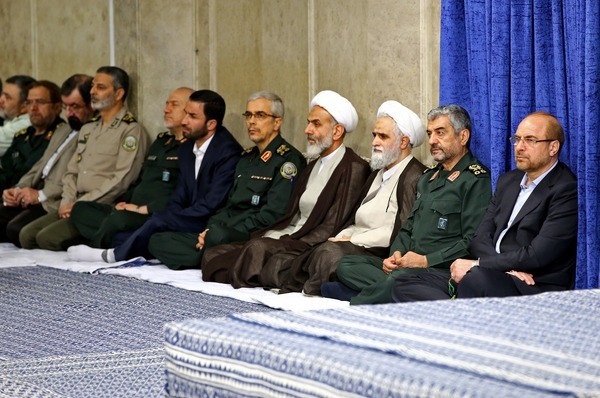 تصاویر | دیدار مسئولان و کارگزاران نظام با رهبر معظم انقلاب اسلامی 