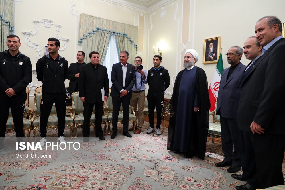 تصاویر | دیدار اعضای تیم ملی فوتبال با رئیس‌جمهور