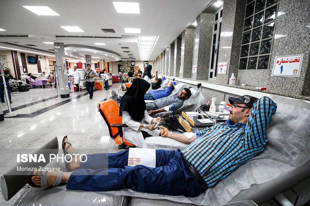 تصاویر | اهدای خون در شب نوزدهم ماه مبارک رمضان