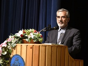 کوتاهی مدیران به زیان استان تمام می شود/ همه دستگاه ها متولی ایجاد شغل هستند