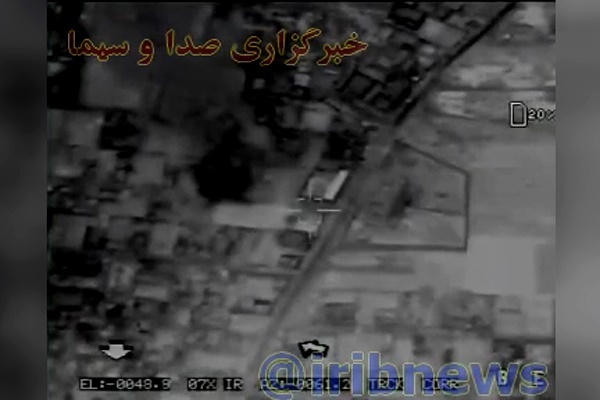 فیلم | لحظه اصابت موشک‌های نقطه‌زن سپاه به مقر داعش در سوریه