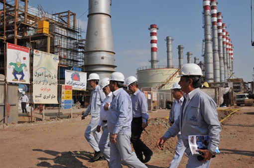 یک دهه «کار» برای «تولید» بنزین ایرانی