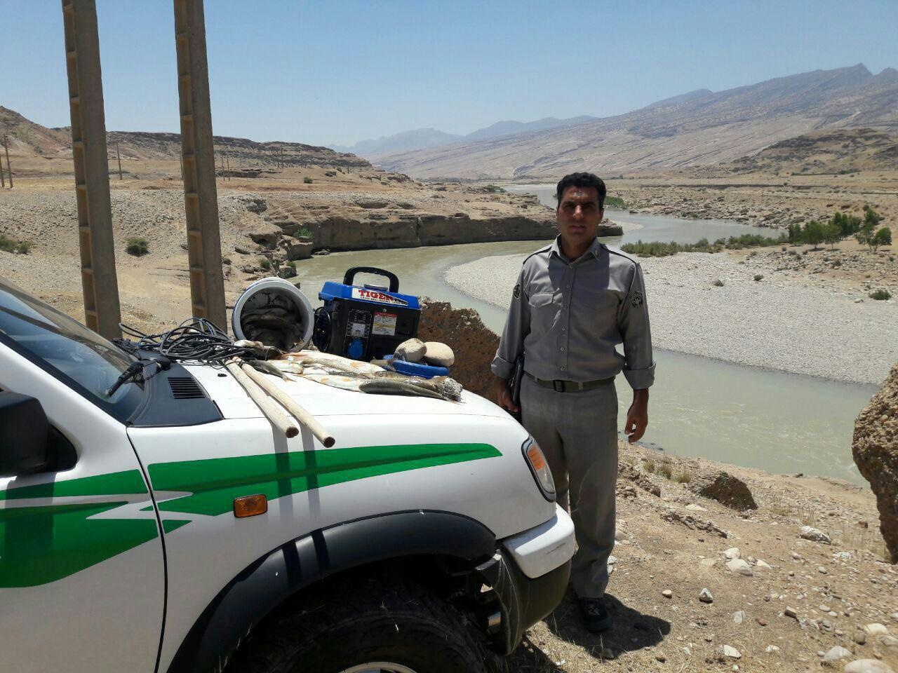 دستگیری عاملان صید غیر مجاز 39 قطعه ماهی در پلدختر