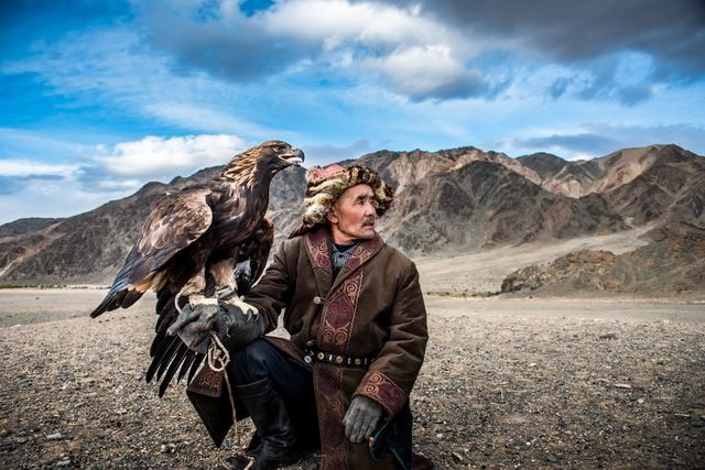 عکس | آموزش شکار به عقاب در عکس روز نشنال جئوگرافیک