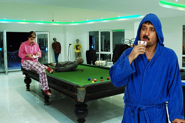 عوامل «پایتخت۵» به فرودگاه امام(ره) می‌روند/ ضبط به ۲۵ درصد رسید 