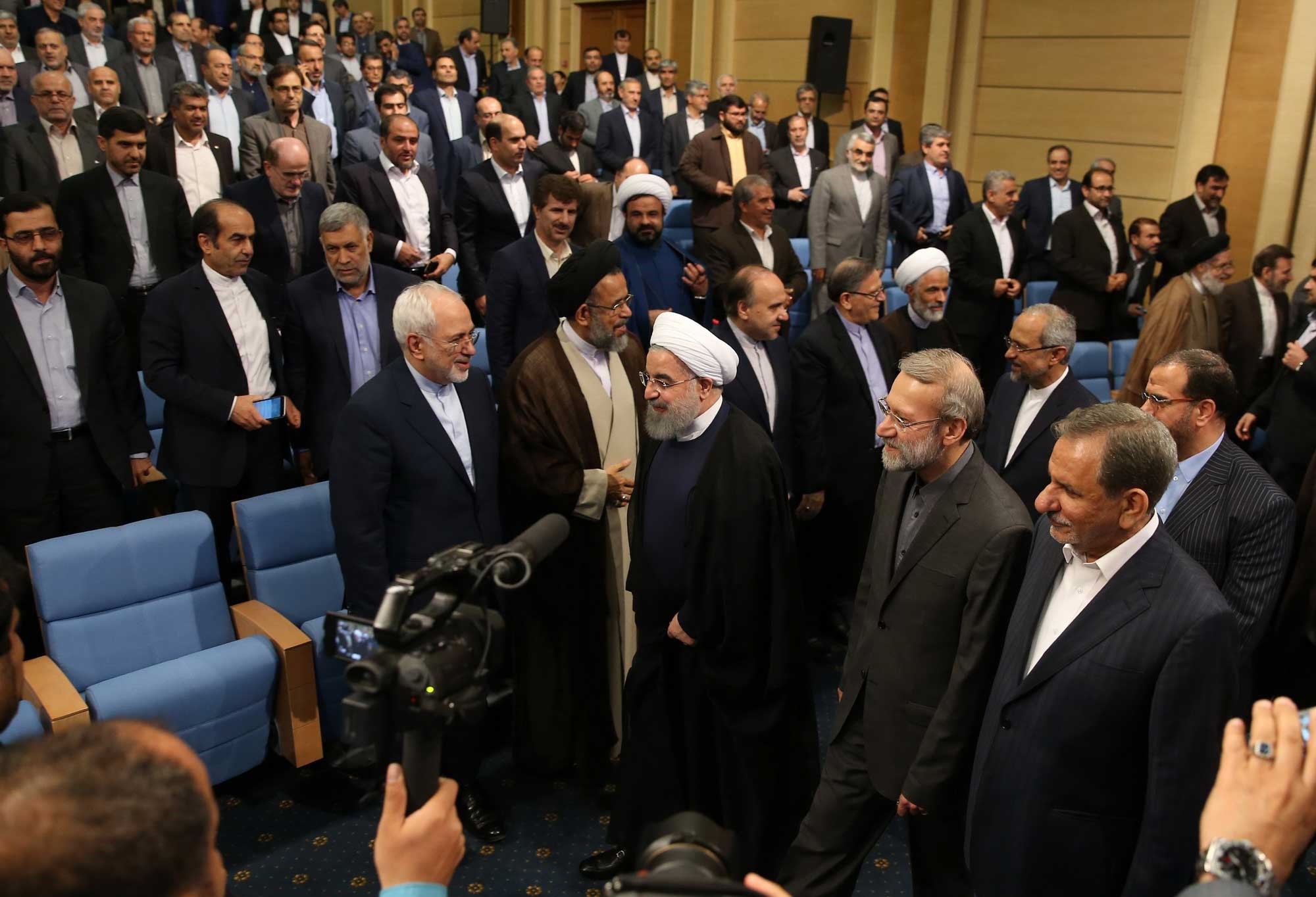 تصاویر | روحانی و لاریجانی در ضیافت افطار هیات دولت و نمایندگان مجلس