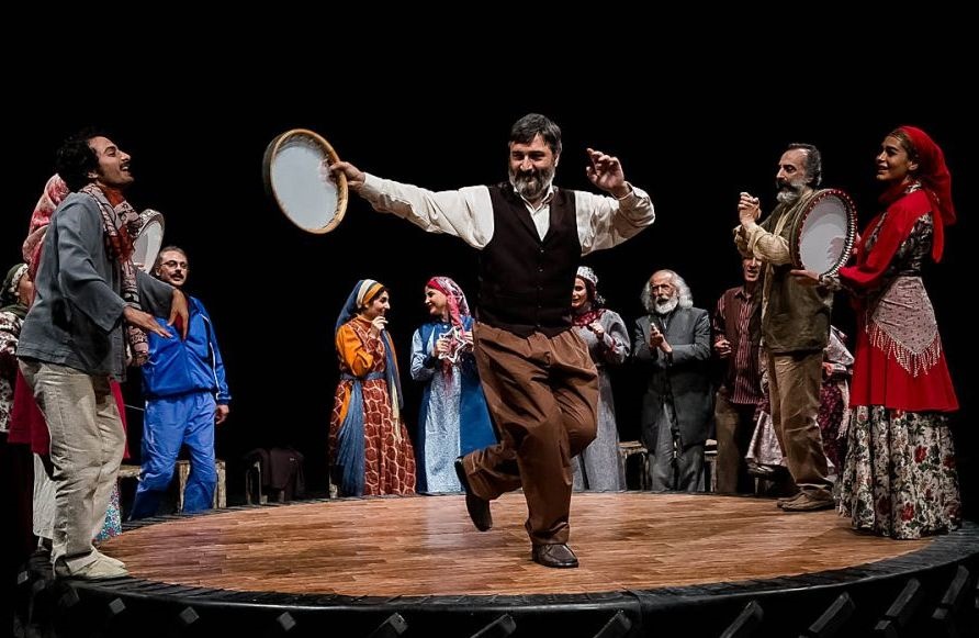 تصاویر | «مطرب» با بازی شقایق فراهانی، سانیا سالاری و وحید دهشکار