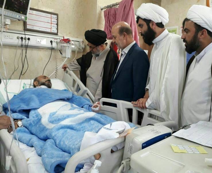 عکس | عیادت از روحانی مجروح شده در حمله متروی شهرری عکس | عیادت از روحانی مجروح شده در حمله متروی شهرری