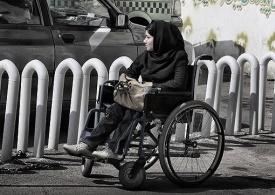 توجه! شهر برای حضور معلولان و سالمندان در دسترس نیست
