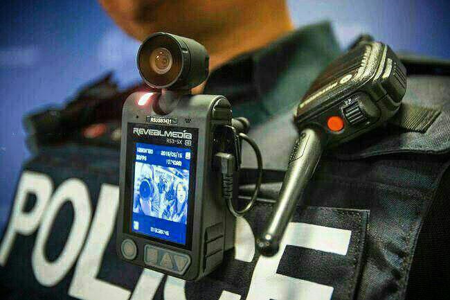عکس | لباس دوربیندار پلیس گشت عکس | لباس دوربیندار پلیس گشت