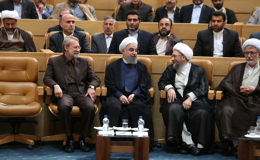 روحانی: قوا به دنبال تخریب هم نیستند/ آبروی افراد را نریزیم