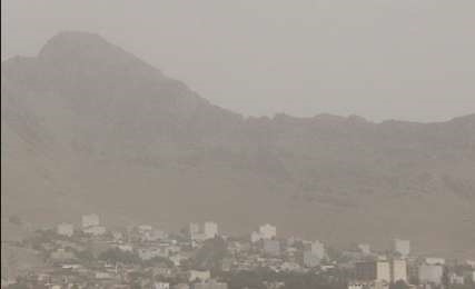 وضعیت هوای همدان در شرایط ناسالم/ میزان ریزگردها ۲۶۰ میکروگرم بر متر مکعب است