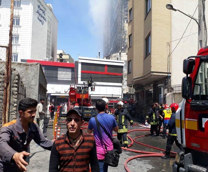 تصاویر | مهار آتش‌سوزی هتل «روتانا» در مشهد