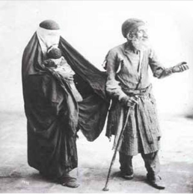 عکس | گداهای تهران در دوره قاجار