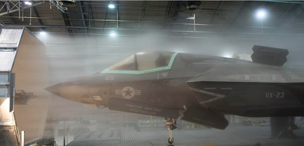 آزمایشگاهی که در آن جنگنده‌های آمریکا یخ می‌زنند!/ شبیه‌سازی از توفان تا سرمای قطب