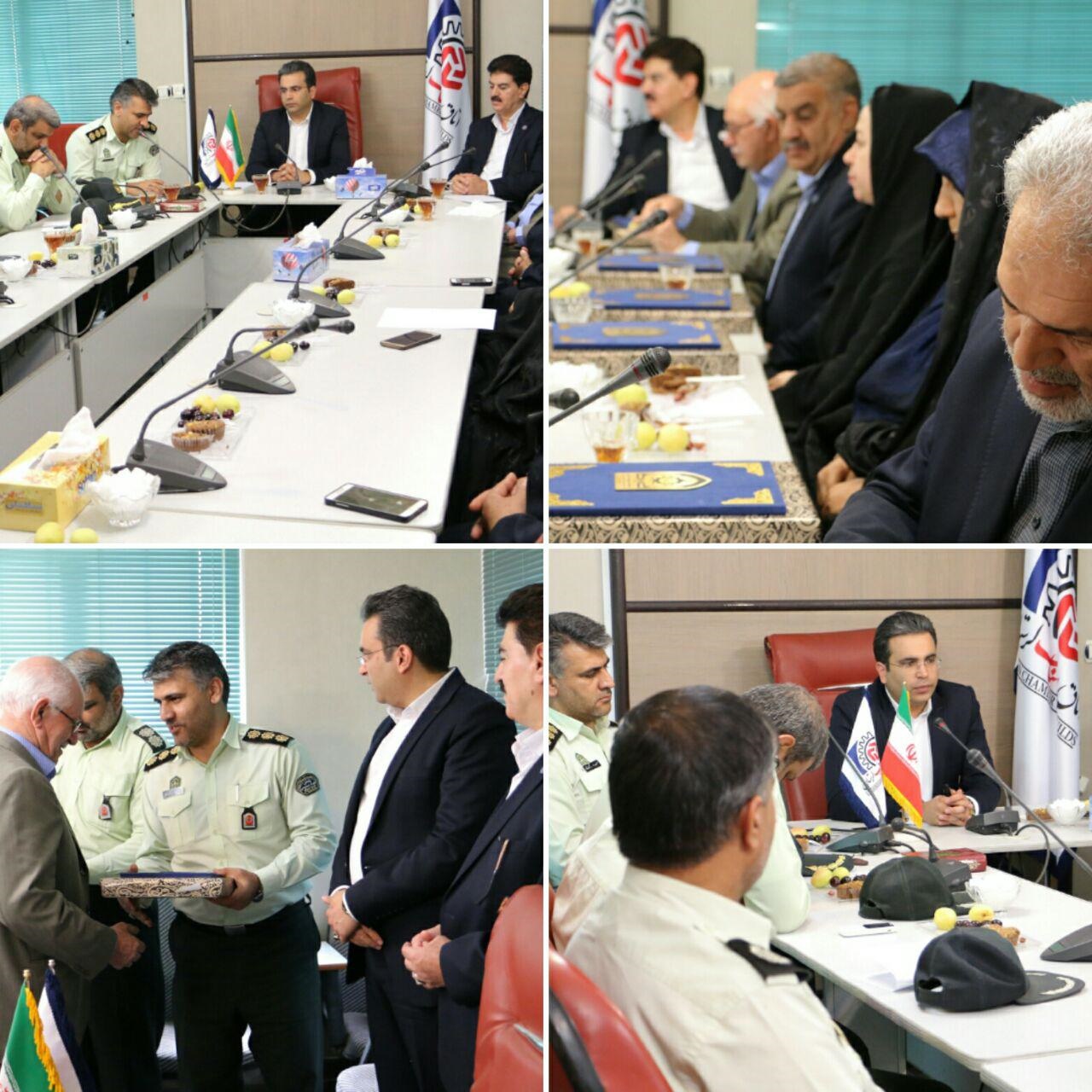  تجلیل فرماندهی انتظامی استان از اتاق اصناف لرستان