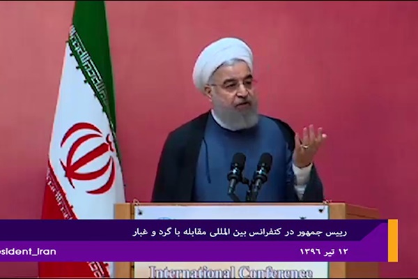 فیلم | روحانی: دوران دیوارکشی پایان یافته | باید دست به دست هم دهیم نه این‌که دست‌ها را قطع کنیم