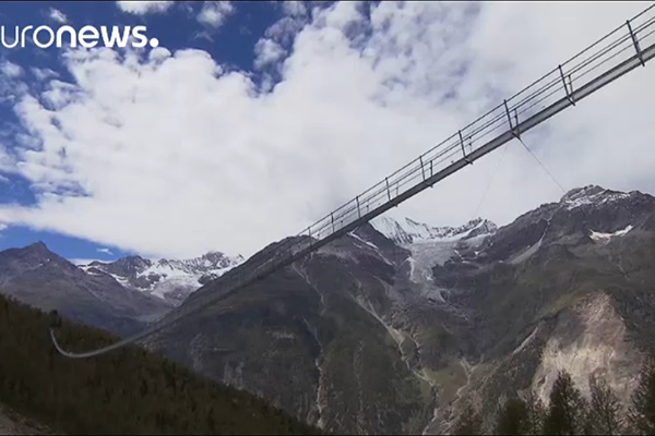 فیلم | افتتاح طولانی ترین پل معلق جهان در سوئیس