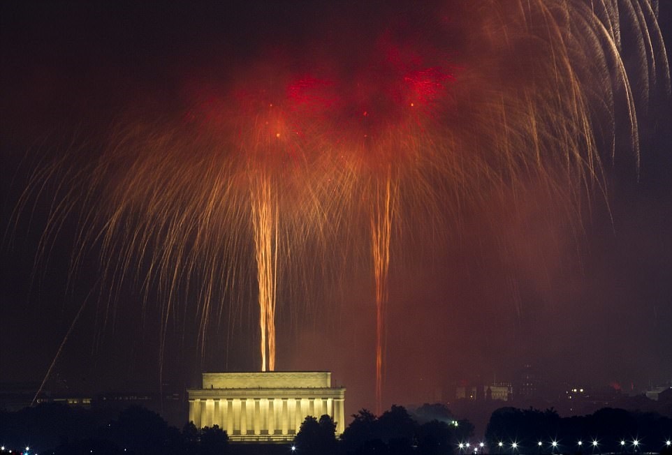 تصاویر | جشن تولد ۲۴۱ سالگی امریکا