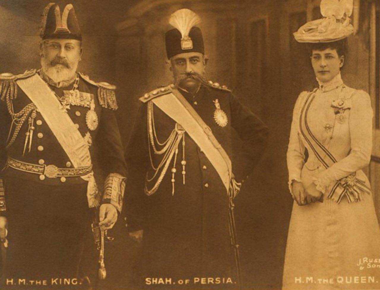 عکس | مظفرالدین شاه در کنار پادشاه و ملکه بریتانیا