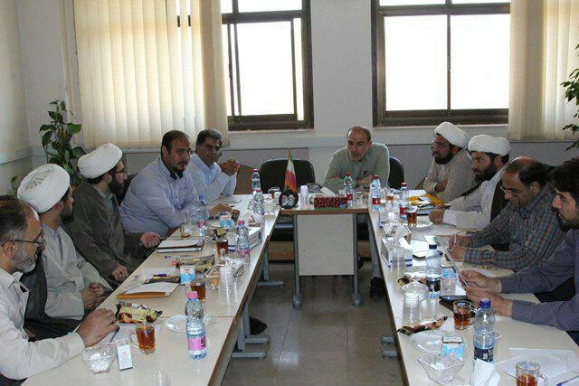 برگزاری ستاد اقامه نماز دانشگاه علوم پزشکی لرستان