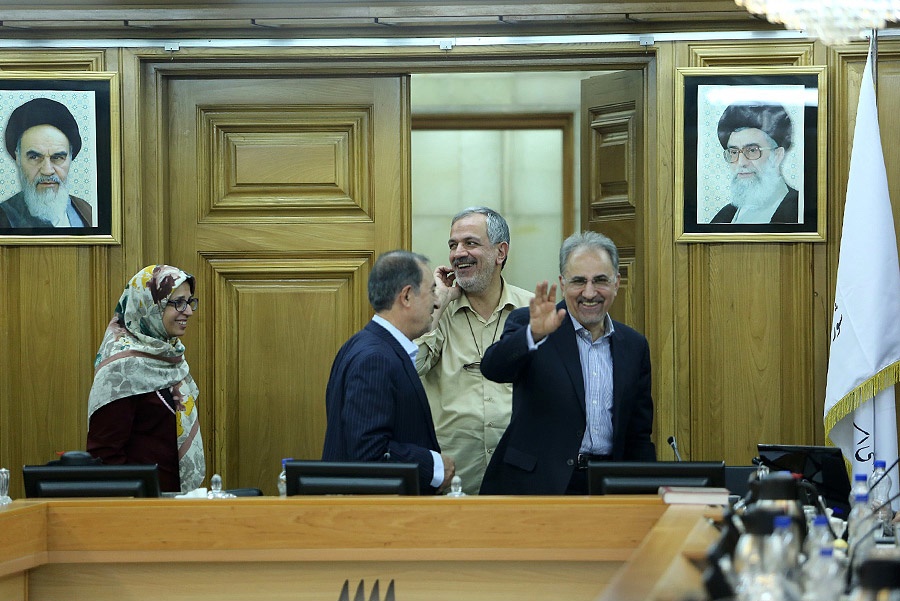 پیج و خم‌های تهران برای انتخاب شازدهمین شهردار 