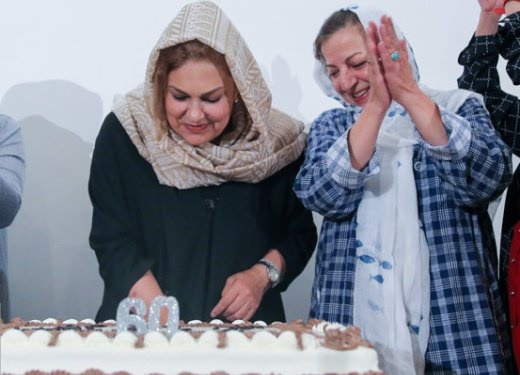 بازیگر زنی که کاریزما دارد و نون بازویش را می‌خورد/ گزارش جشن تولد مهرانه مهین‌ترابی