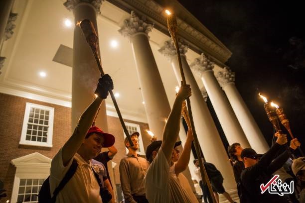 تصاویر | راهپیمایی شبانه حامیان برتری ‌نژاد سفید در آمریکا
