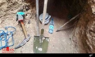 گاز چاه جان دو جستجو گر گنج را گرفت