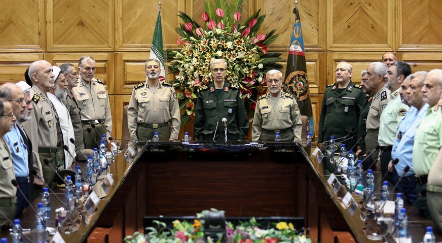 در مراسم معارفه فرمانده جدید ارتش مطرح شد؛ دشمنان می‌دانند نتیجه تهاجم به ایران خفت‌بار است
