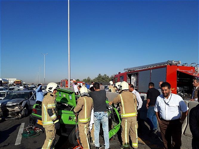 تصاویر | تصادف شدید آزادراه تهران-قم که ۳ کشته و ۶ زخمی برجای گذاشت