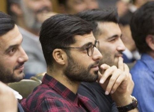 ستاره پرسپولیس با فرهاد ظریف و بازیگر زن سینما در راه مشهد