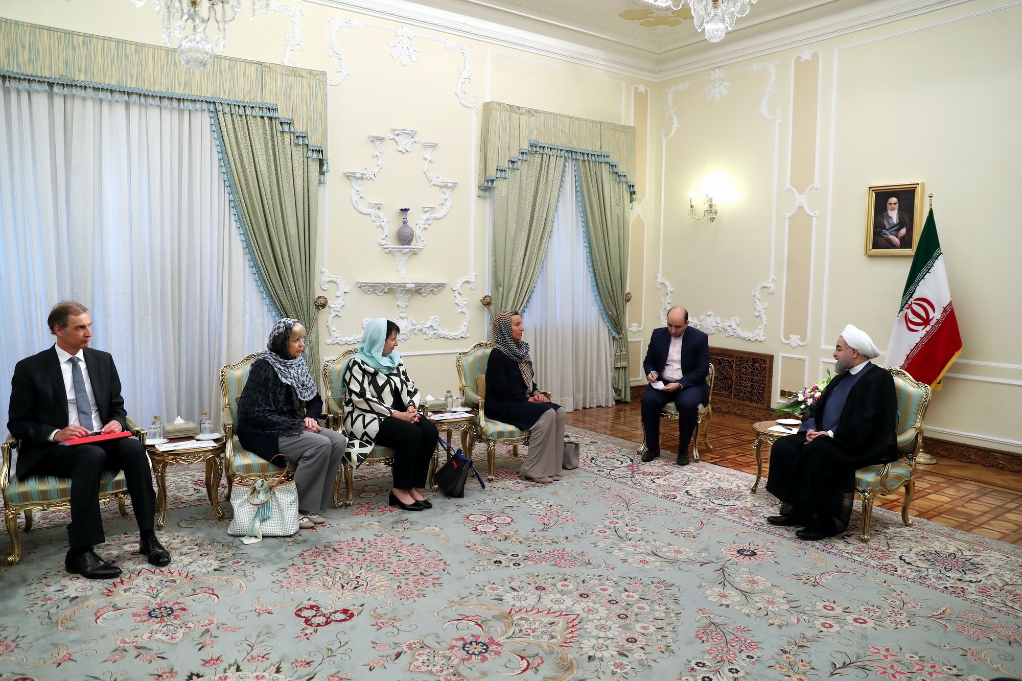 روحانی به موگرینی: تحریم‌های‌آمریکا، مخرب اجرای‌برجام است