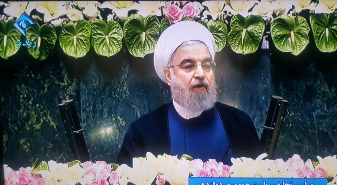 روحانی: زمان رونمایی از «مادر مذاکرات» است نه مادر تحریم‌ها