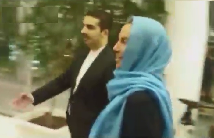 فیلم | لحظه ورود موگرینی به تهران و استقبال در فرودگاه امام خمینی(ه)