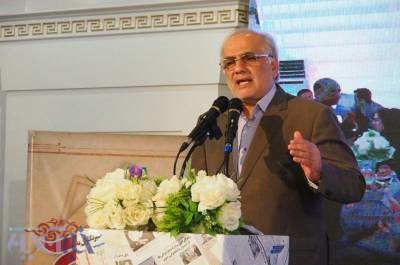خبرنگاران، پیشتازان و طلایه داران عرصه دانایی و آگاهی هستند 