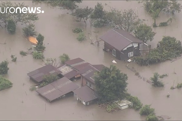 فیلم | طوفان شدید در ژاپن ۵۰ نفر را مصدوم کرد