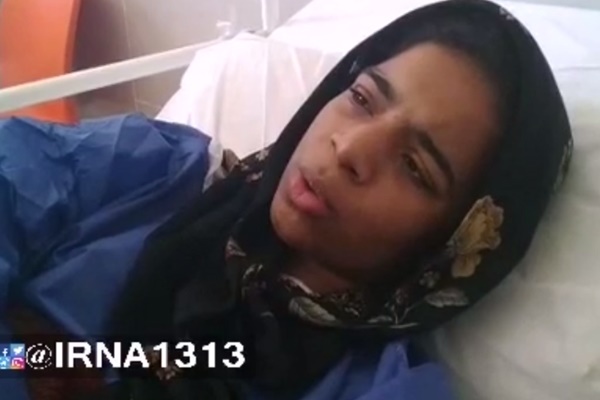 فیلم | روایت یکی از دانش‌آموزان سانحه‌دیده از واژگونی اتوبوس در داراب