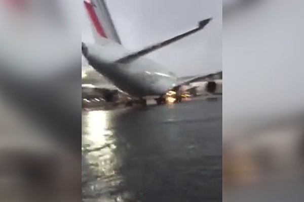 فیلم | وقتی فرودگاه میامی در طوفان غرق شد
