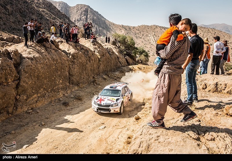 تصاویر | دومین روز از مسابقات رالی خاورمیانه در شیراز