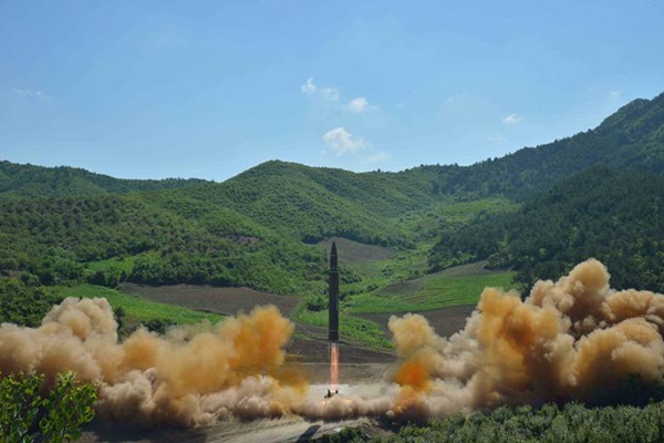 فیلم | تصاویری که تلویزیون کره شمالی از آزمایش موشکی این کشور منتشر کرد