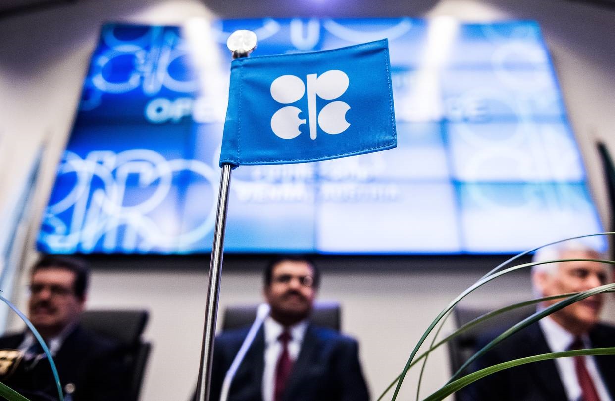 خطیبی: قیمت‌های بالاتر نفت در گرو تمدید توافق اوپک است