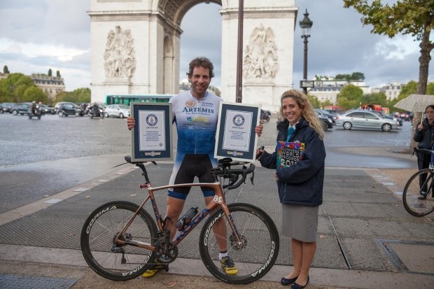 تصاویر | رکورد دوچرخه‌سواری دور دنیا در ۷۸ روز